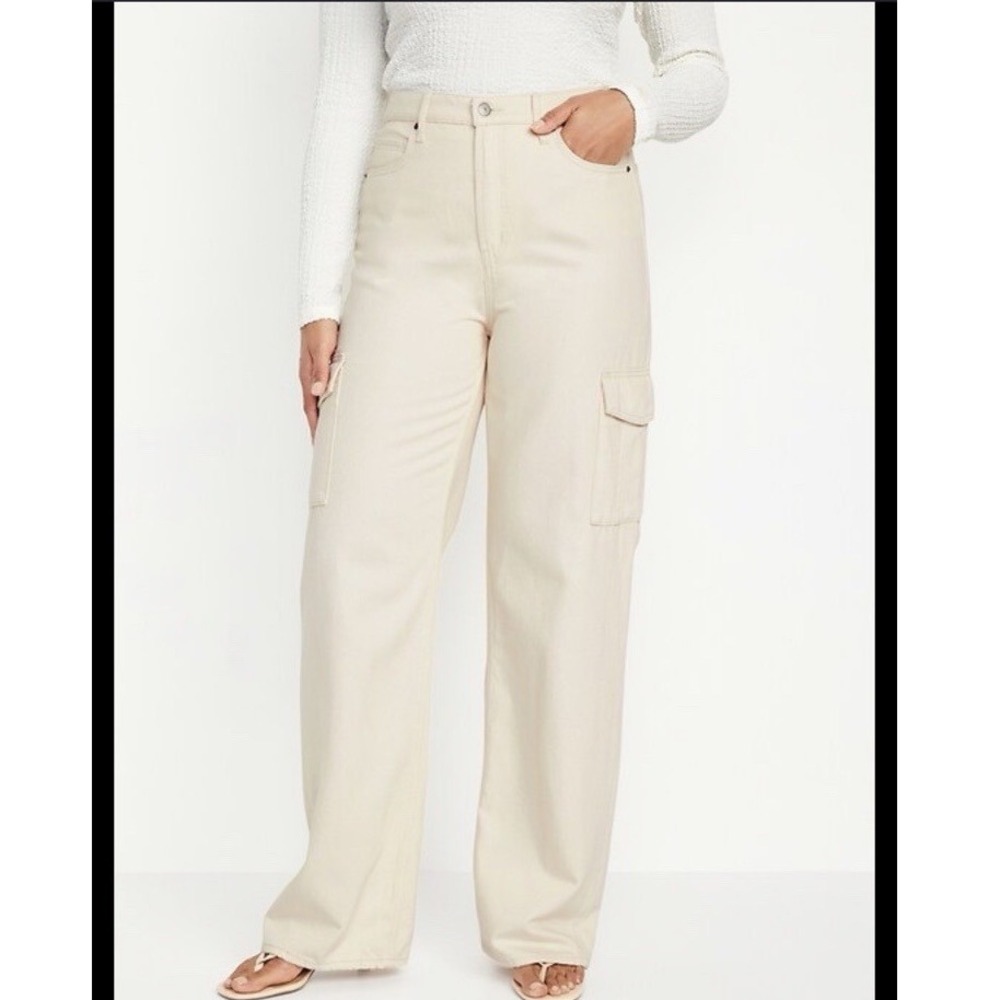 Old Navy Sky-Hi Wide Leg Cargo Pants Women's Size 22 Cream Utility Jeans